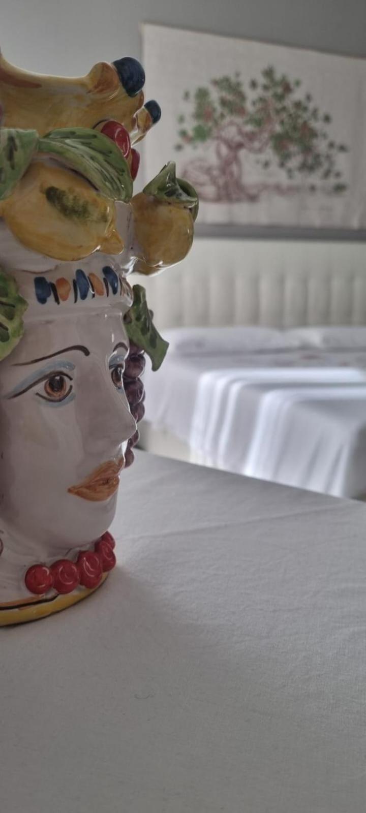 皮亚扎-阿尔梅里纳La Regina Di Saba住宿加早餐旅馆 外观 照片